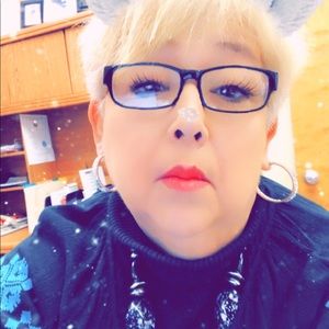 Meet your Posher, Teri
